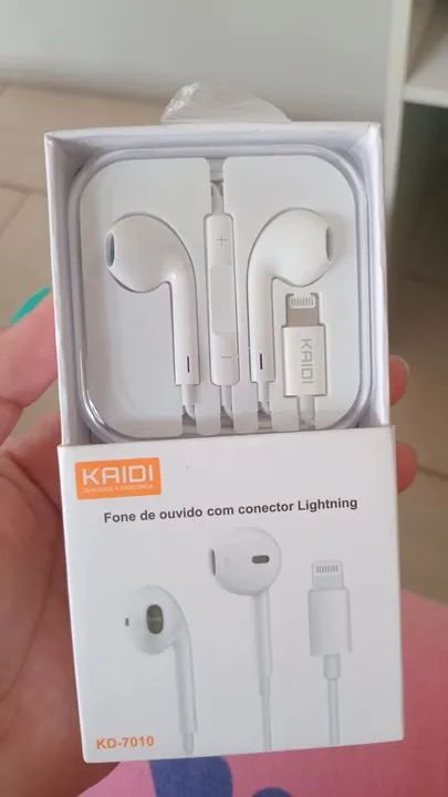 Fone de Ouvido Kaidi com Conector Lightning Novo