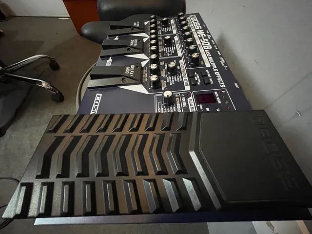 Pedaleira para Baixo BOSS ME-50B Multiple Effects - Foto 3