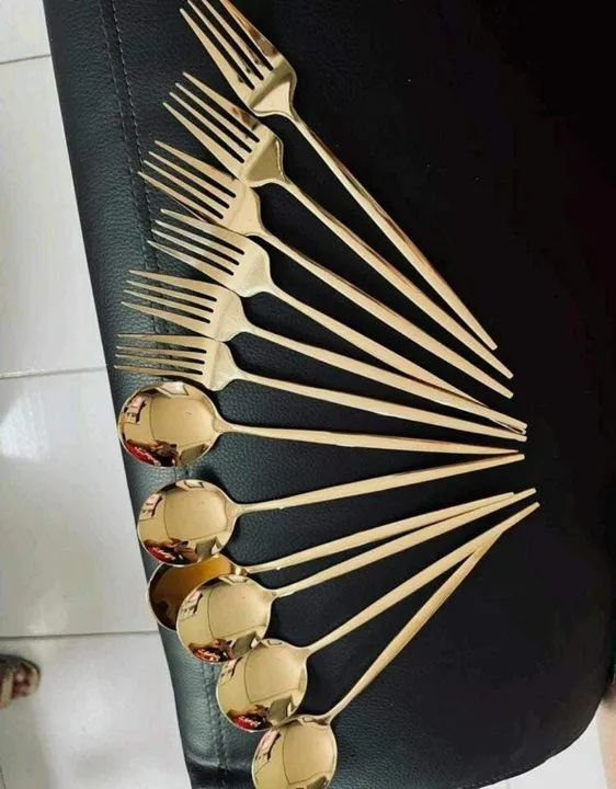 Conjunto de talheres em aço inoxidável dourado 24 peças  - Foto 6