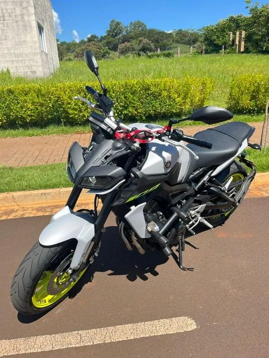 Yamaha MT 09 - 2021 | Cinza Fosco | 19.000 KM | Impecável - Foto 5