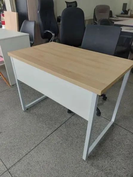 Mesa Reta Industrial - Mesa Reta Pé Industrial - Foto 2