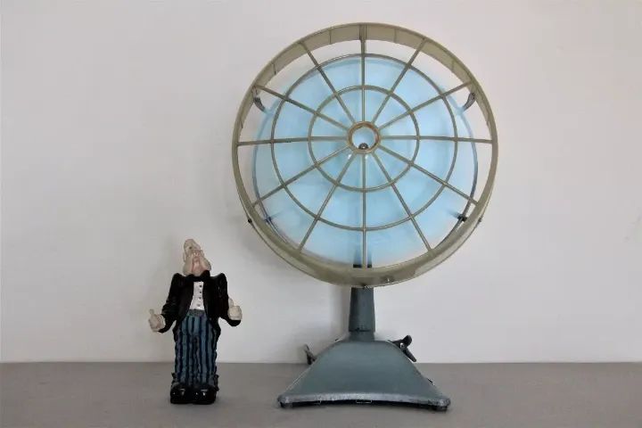 Ventilador Arno Azul Ceu com Grade Transparente ( 35cm ) 60w - Anos 80