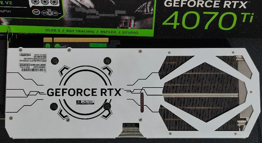 RTX 4070 Ti 12gb EX Gamer White OC V2 GALAX (NFe + Garantia) - Foto 4