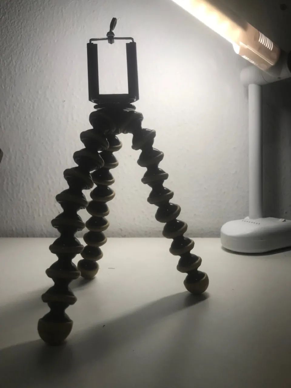 Tripé Flexível para Celular - Versátil e Prático