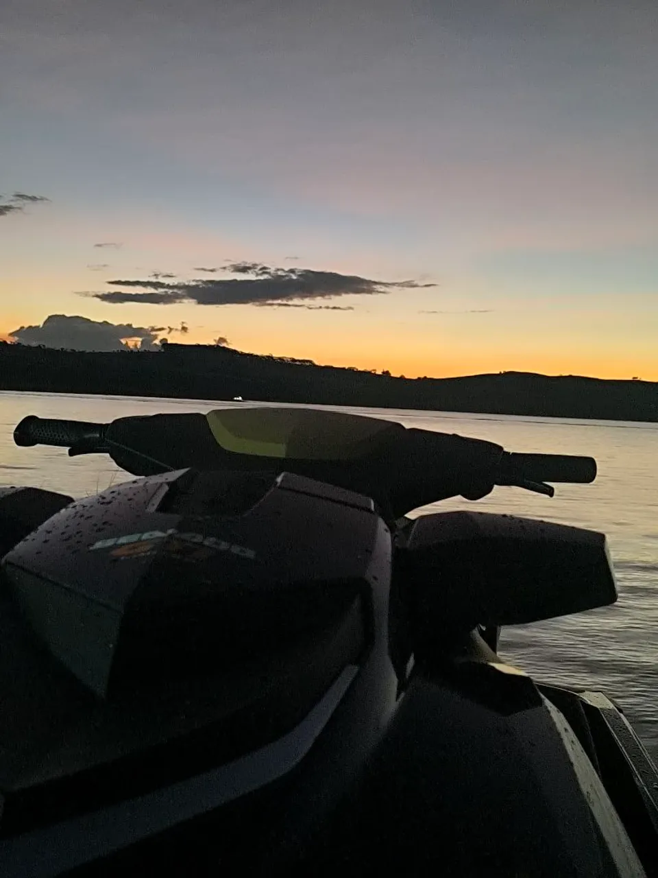 Jet ski