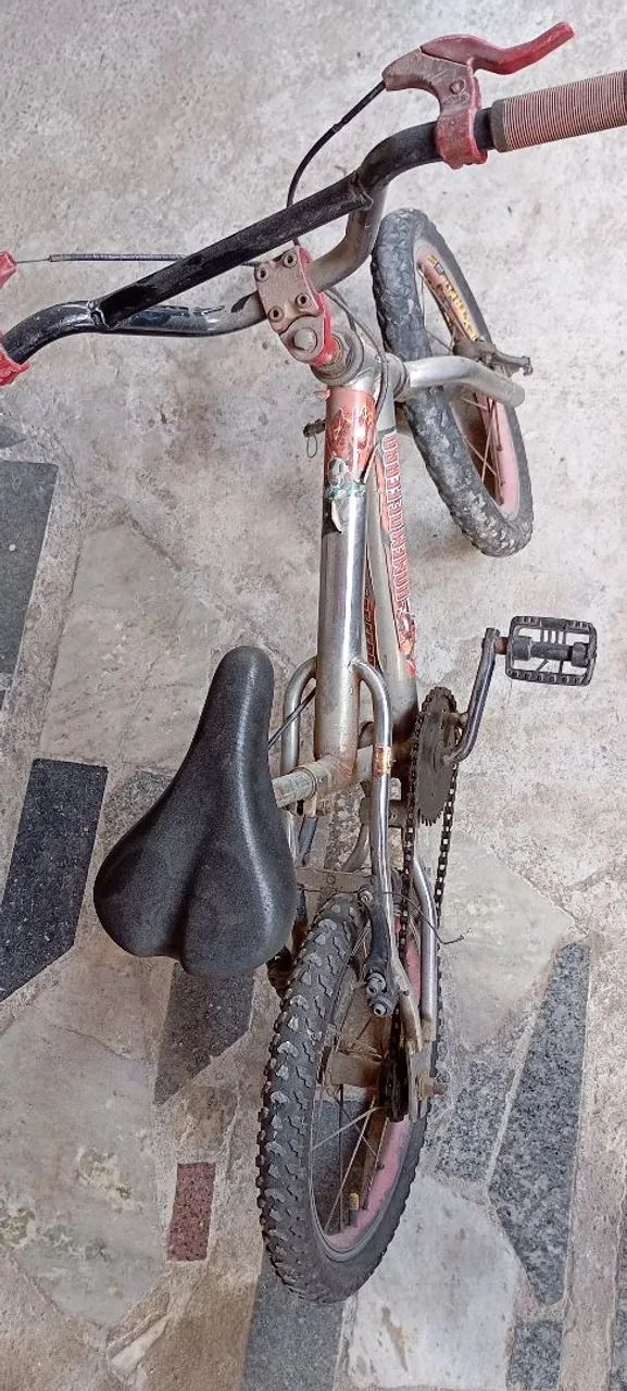 OFERTA IMPERDÍVEL!!! Bicicleta infantil aro 16  - Foto 3