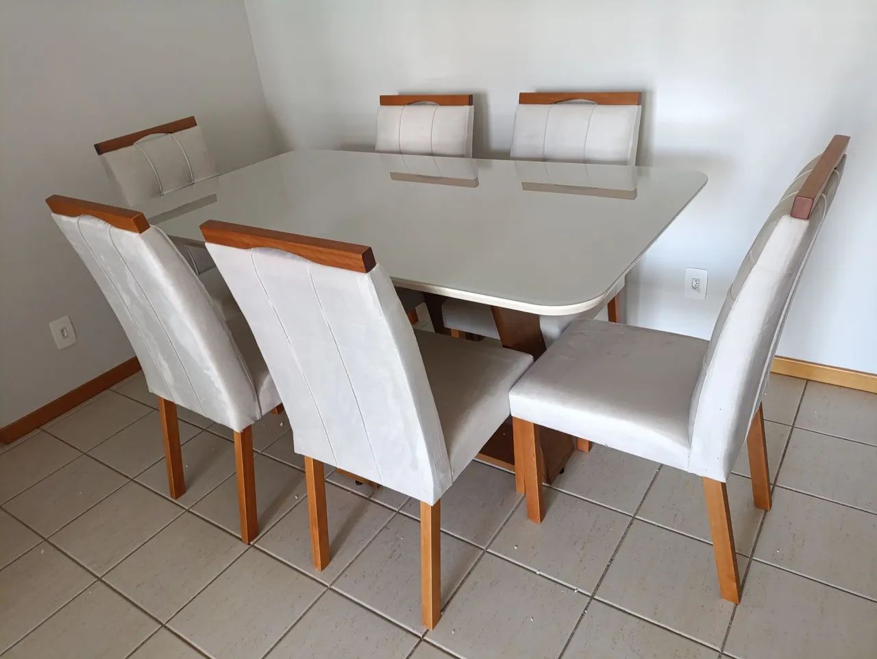 Mesa de Jantar 6 Cadeiras - Celestial cadeiras em Madeira maciça 