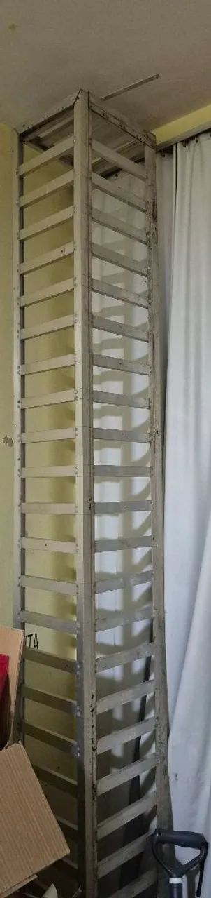 Jardineira de alumino para janela 