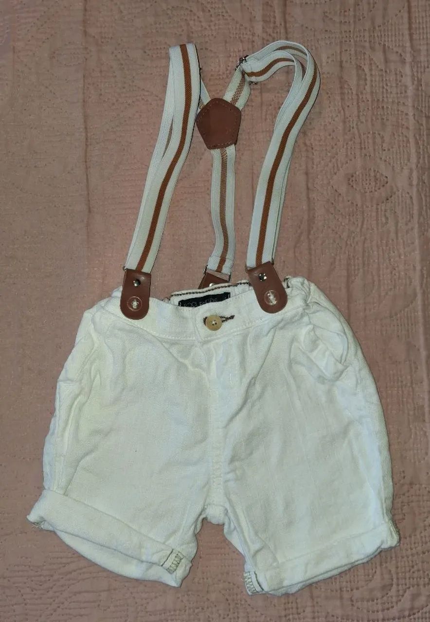 Shorts branco com suspensório tam 01
