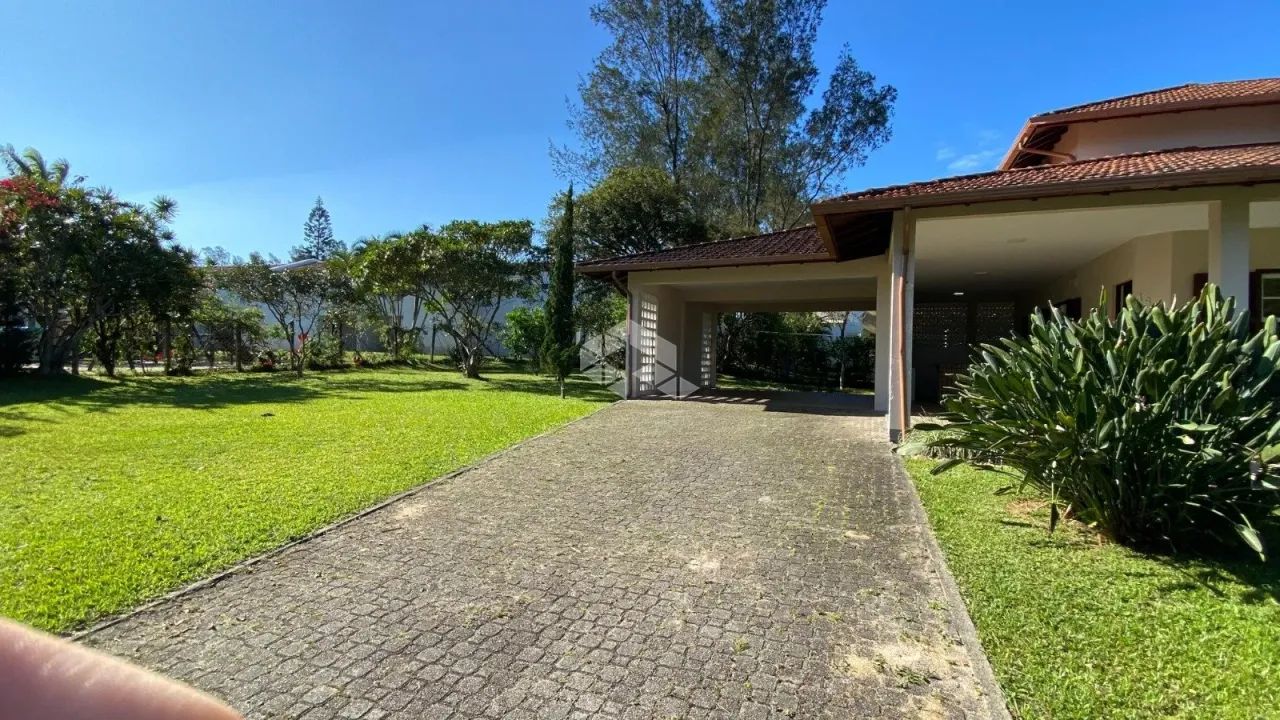 casa 4 quartos à venda na Praia da Lagoinha em Florianópolis é o cenário perfeito para sua - Foto 3