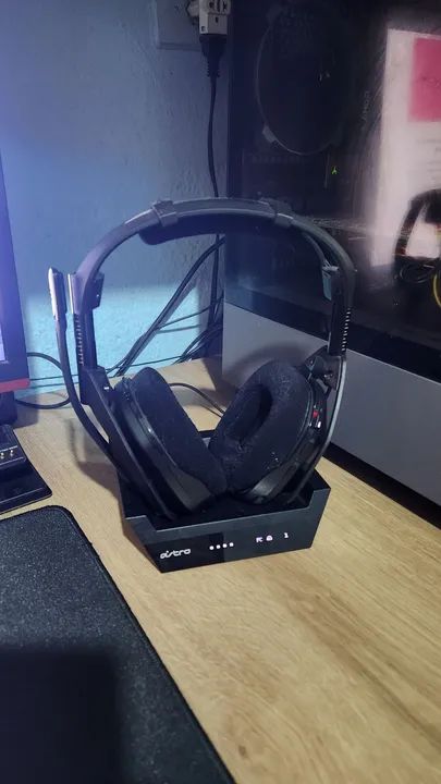 Astro a50 gen 4 (5 meses de uso) aceito trocas em placa de video
