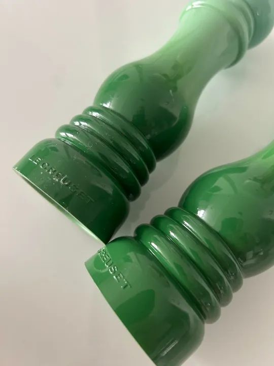 Kit moedor de sal e de pimenta Le Creuset verde - Foto 4