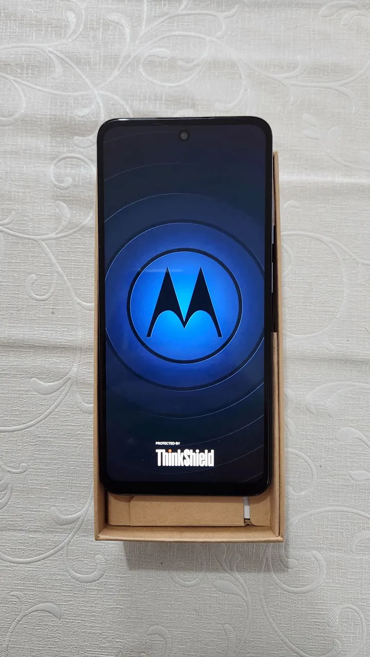 Motorola Moto G34 5G 128 gb 8gb - Ai camera 50mp NFC - NOVO, MAS TELA COM TRINCO
