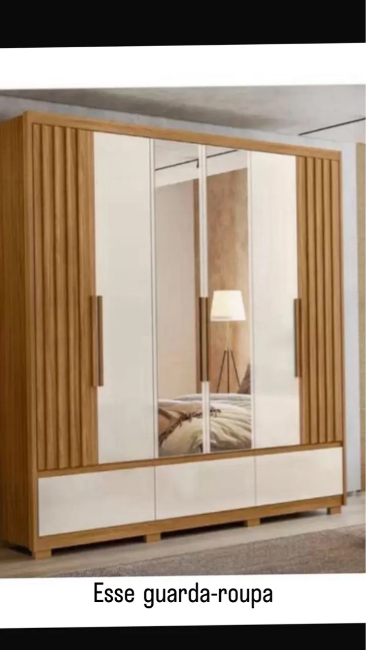 Guarda-Roupa Moderno com Amadeirado e Espelho