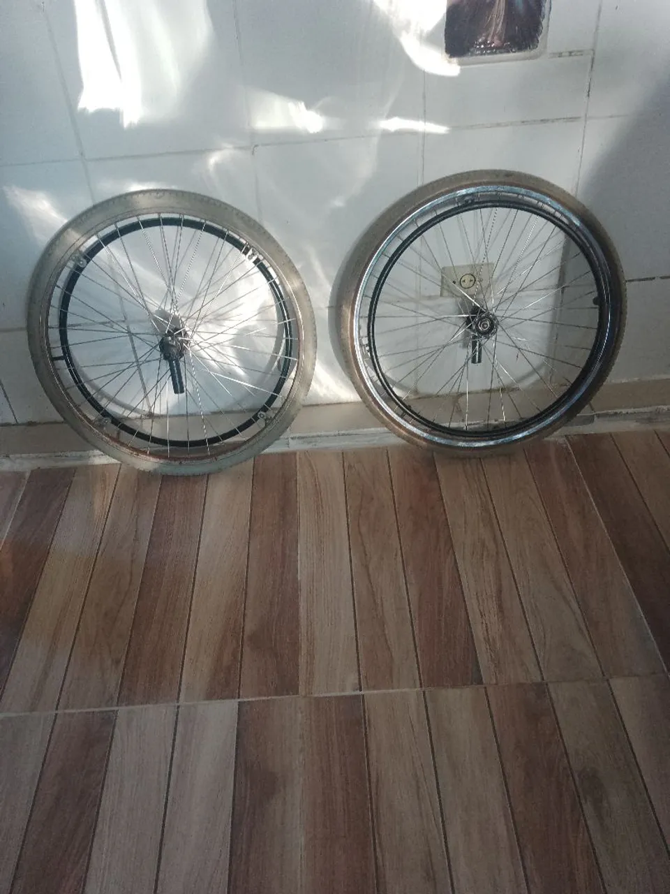Rodas de cadeira de rodas