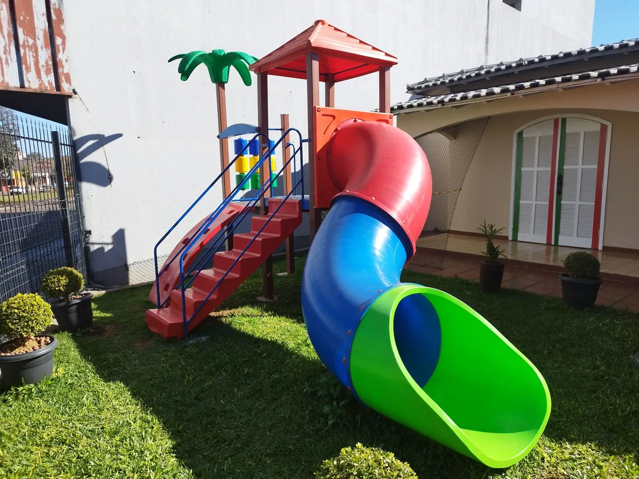 Brinquedo infantil para área kids