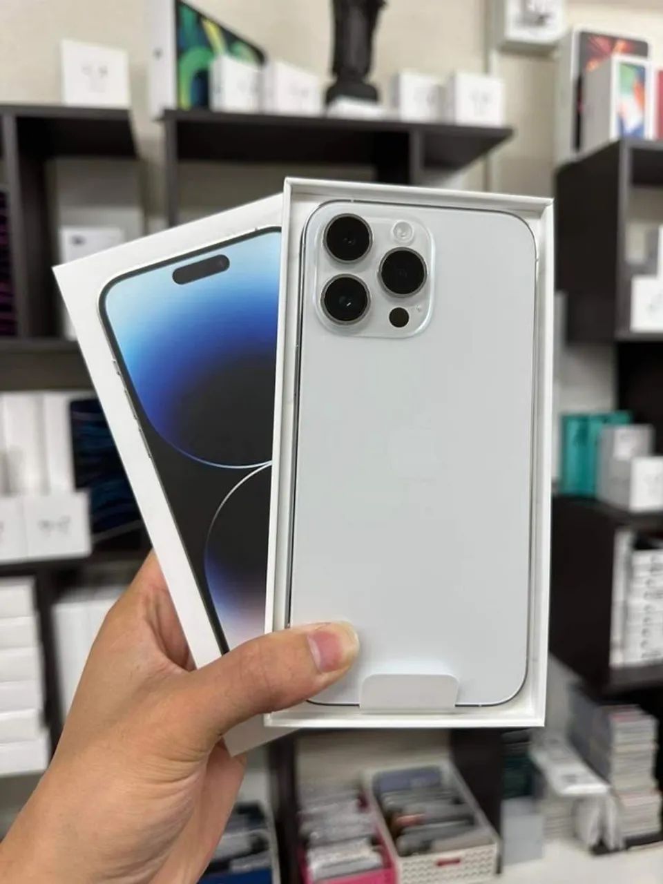 iPhone 14 Pro Max  128 - GIGAS DE ARMAZENAMENTOsemi novos  - Foto 4