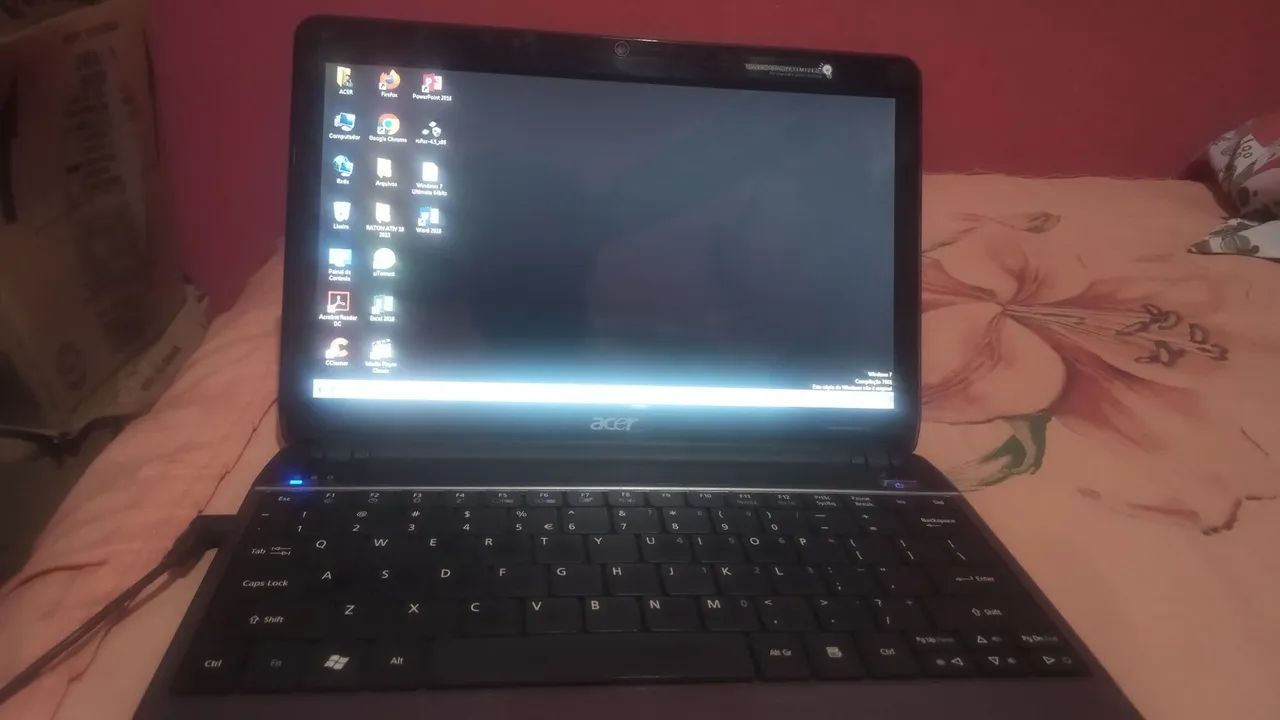 Notebook Acer Aspire One - Ótimo para o dia a dia! - Foto 3