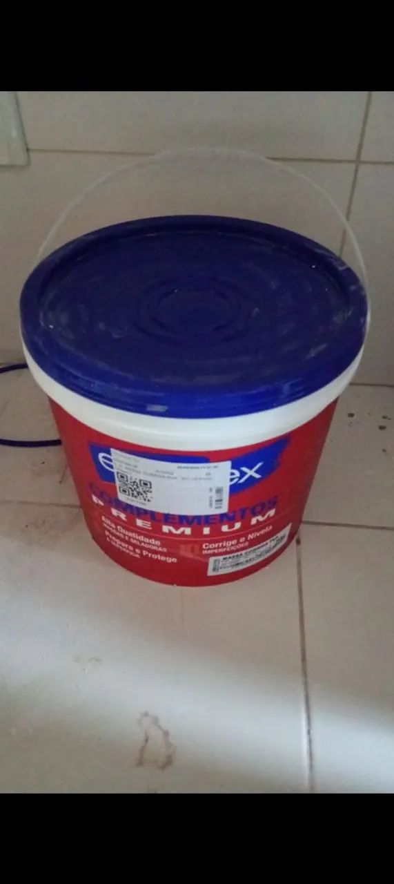 Massa corrida PVA 25kg Eucatex 