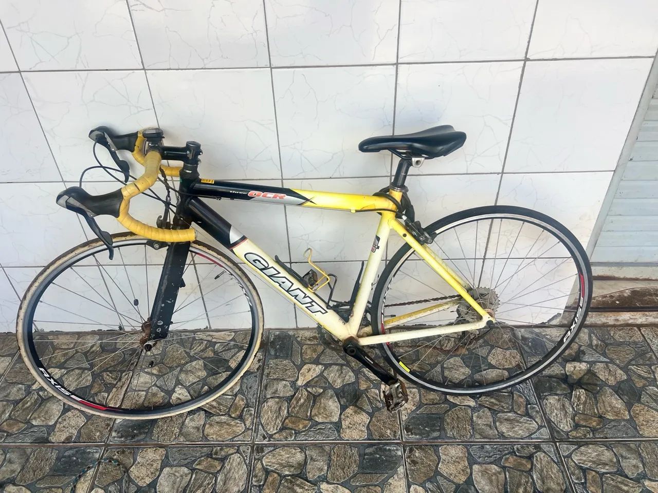 Bicicleta Giant - Amarela - Foto 3