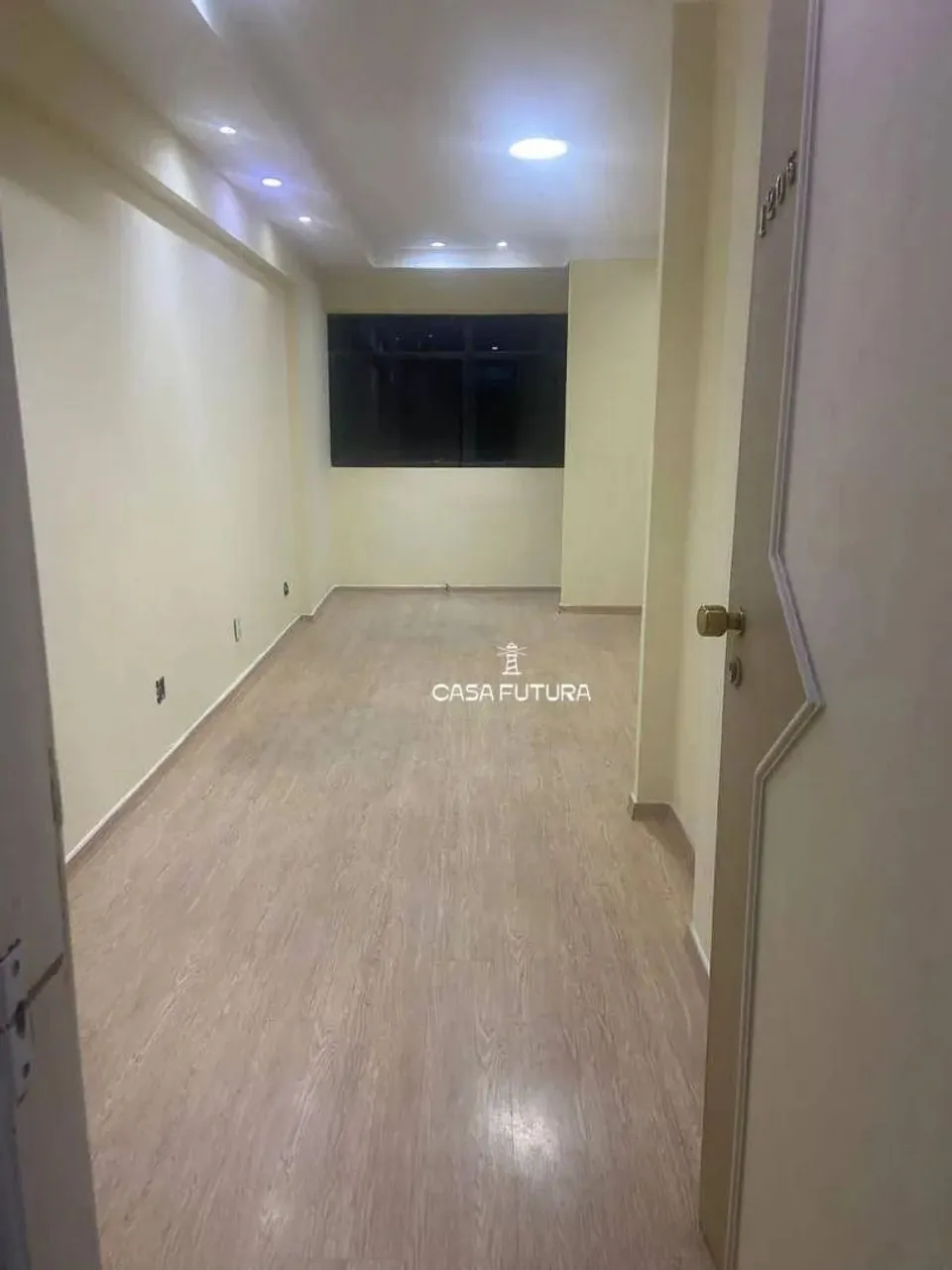 Sala à venda, 21 m² por R$ 210.000,00 - Vila Santa Cecília - Volta Redonda/RJ