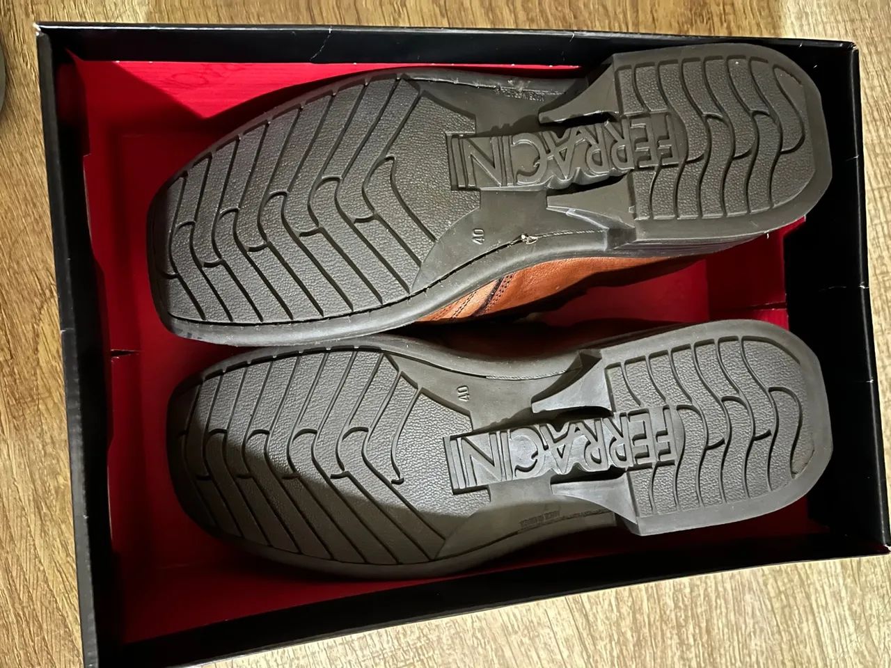 Sapato FERRACINI TAM 40 - Foto 2