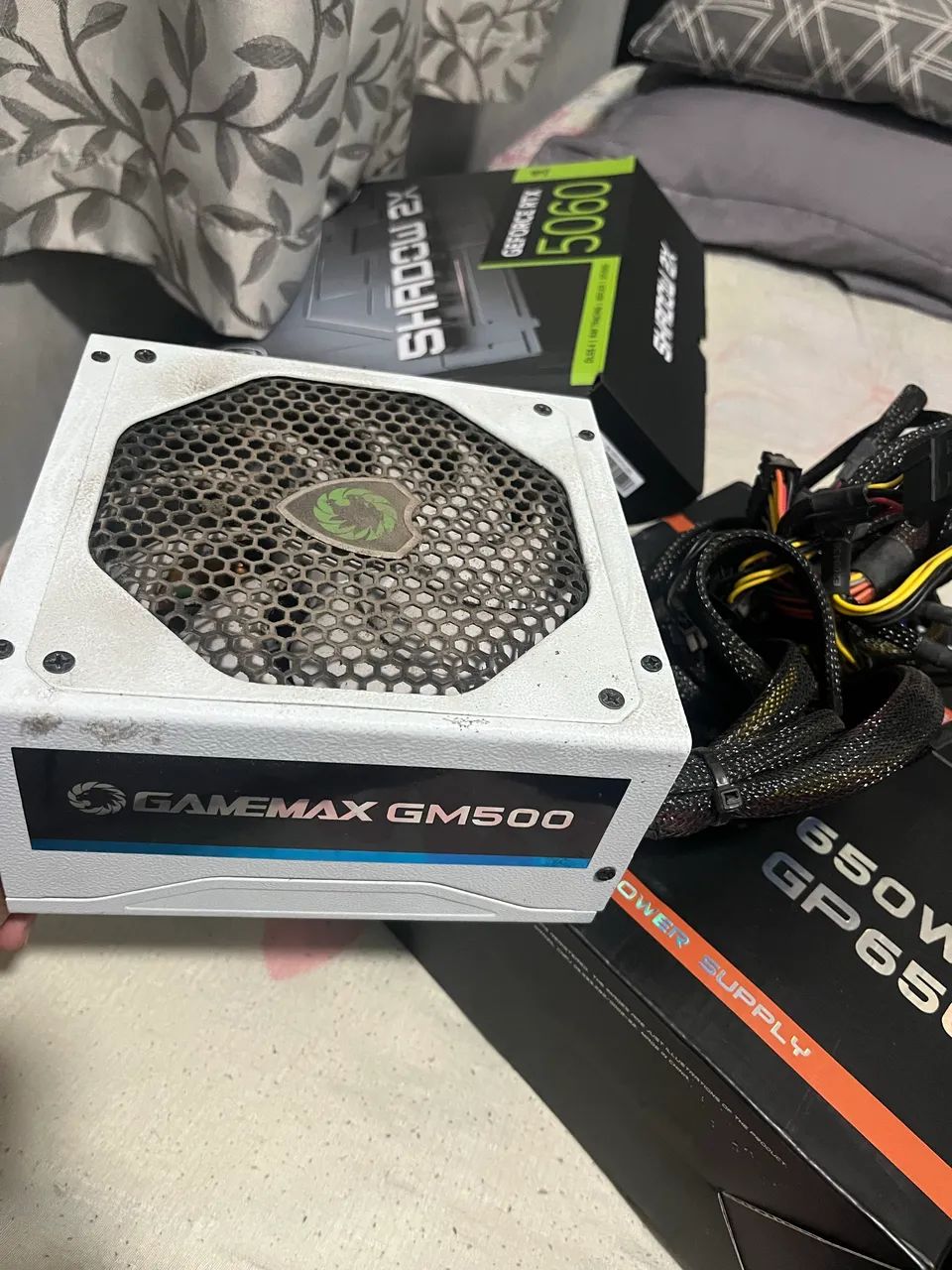 Fonte Gamemax gm550 500w usada
