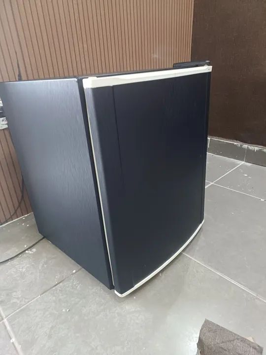 Envelopamento de móveis geladeira pisos guardar roupas - Foto 4