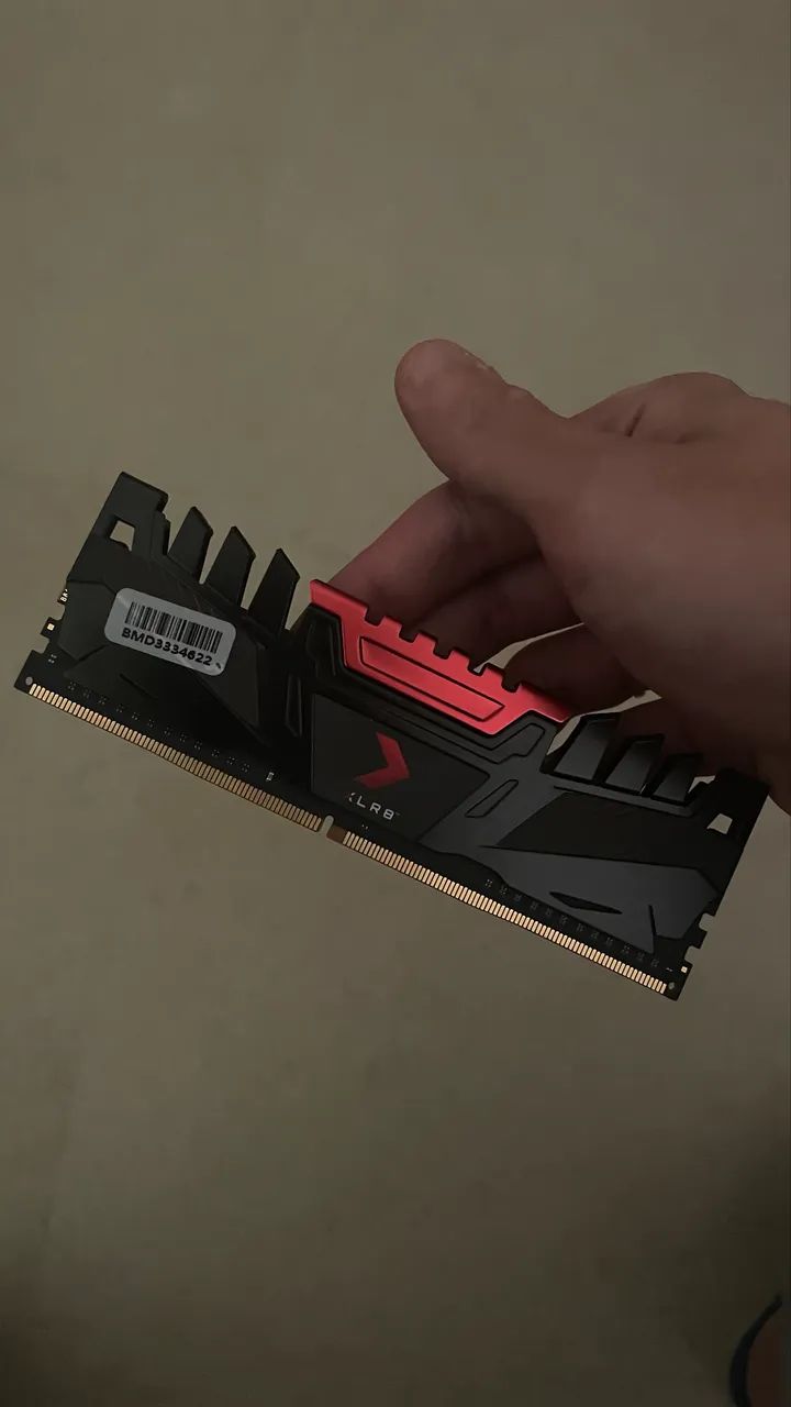 DDR4 RAM Memory64168579329537122