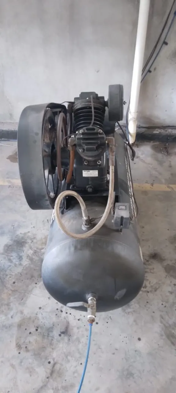 compressor trifásico 220 - R$3500