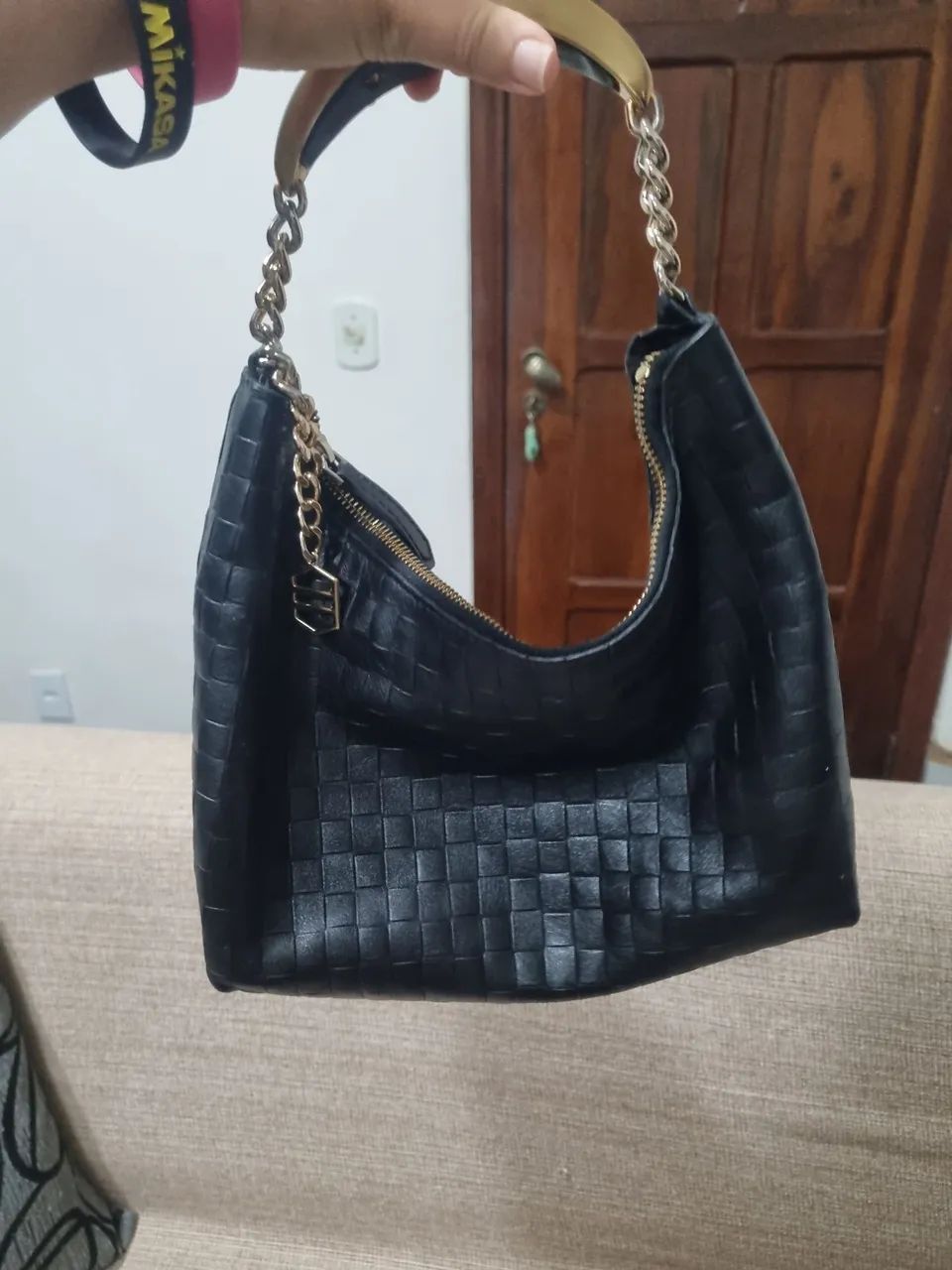 Bolsa Arezzo Preta - Foto 5