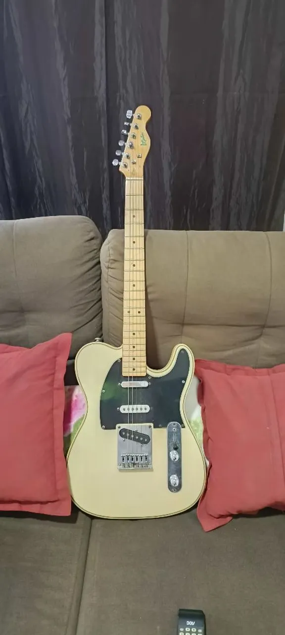 Guitarra Fender Telecaster - Instrumento Musical