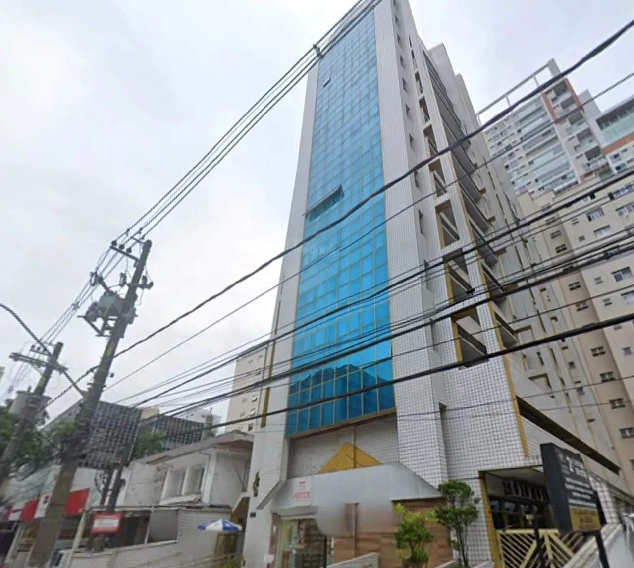 SALA COMERCIAL A VENDA NO EDIFICIO AVENIDA PAULISTA - BAIRRO GONZAGA - SANTO SP