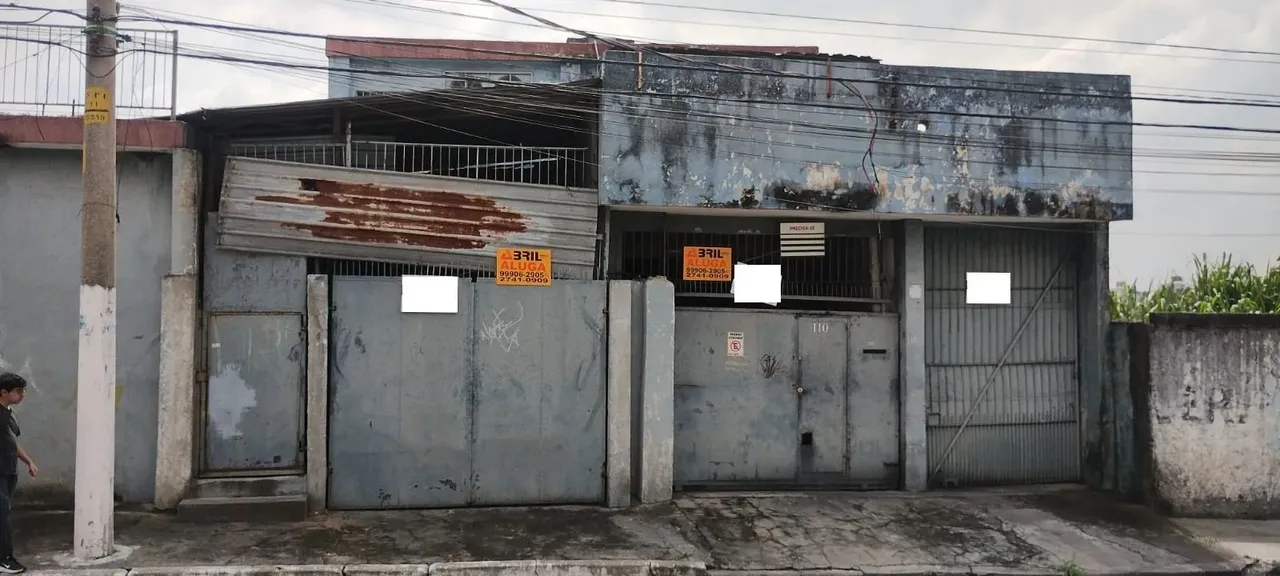 Imóvel para aluguel e venda possui 140 metros quadrados com 1 quarto