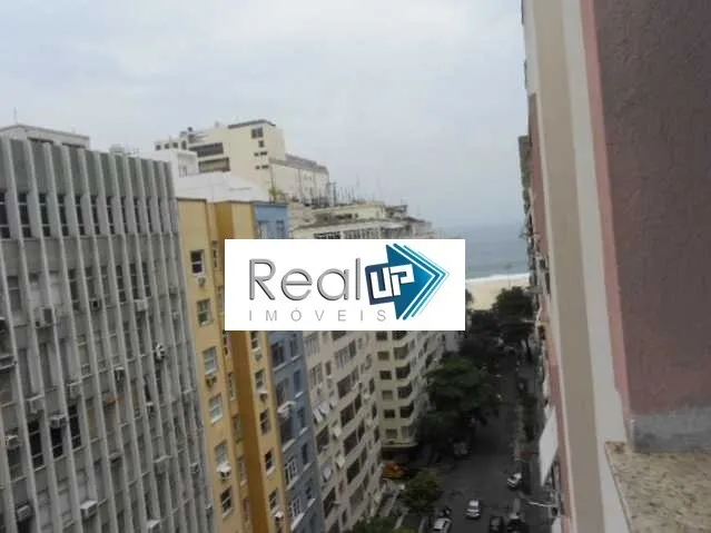 Quarto e sala à venda em Copacabana
