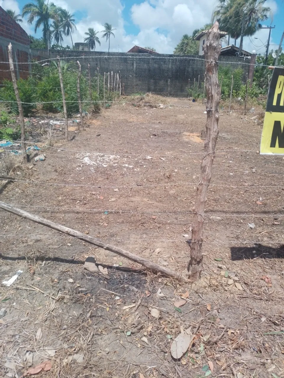 Lote 6x25 / terreno na Lagoa Redonda