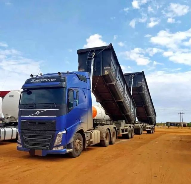 Volvo FH 540 6X4 Globetrotter 2020 + Rodocaçamba Randon 2022