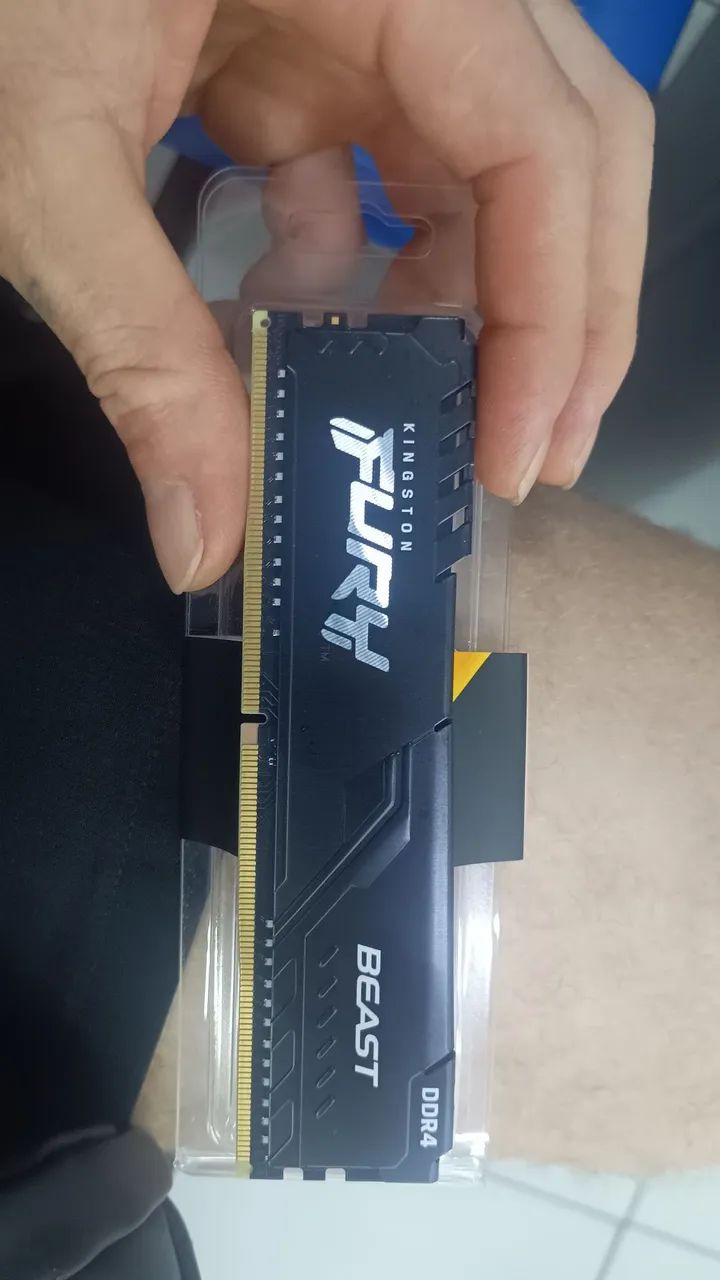 Memória ram Pc ddr4 Fury 16gb + memória ddr4 8gb