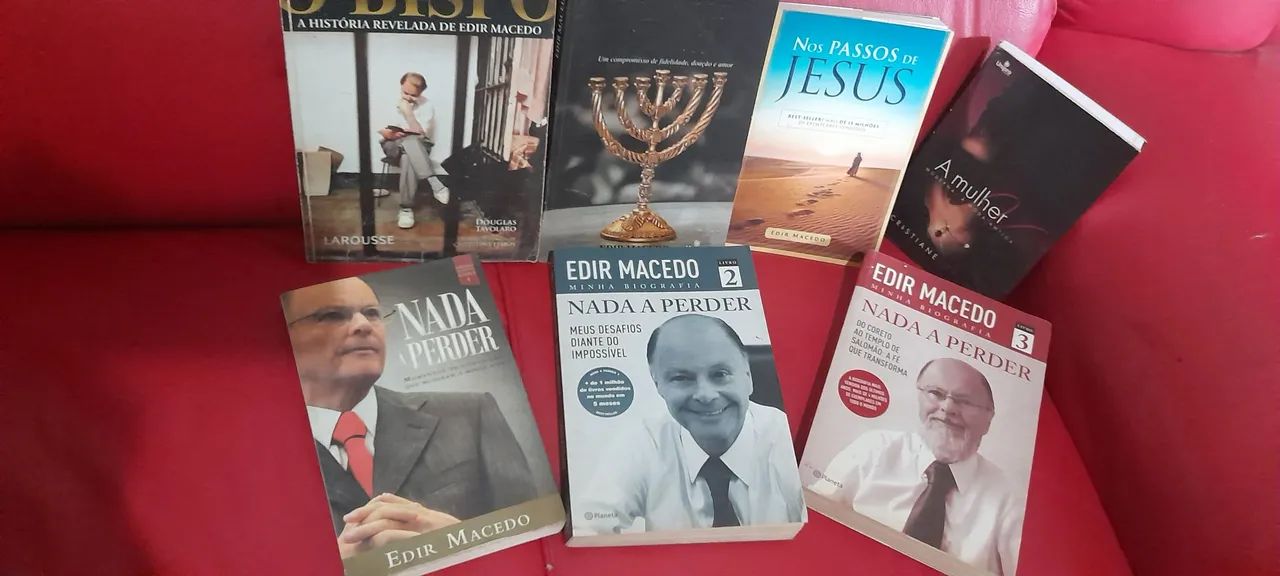 Vendo livros  