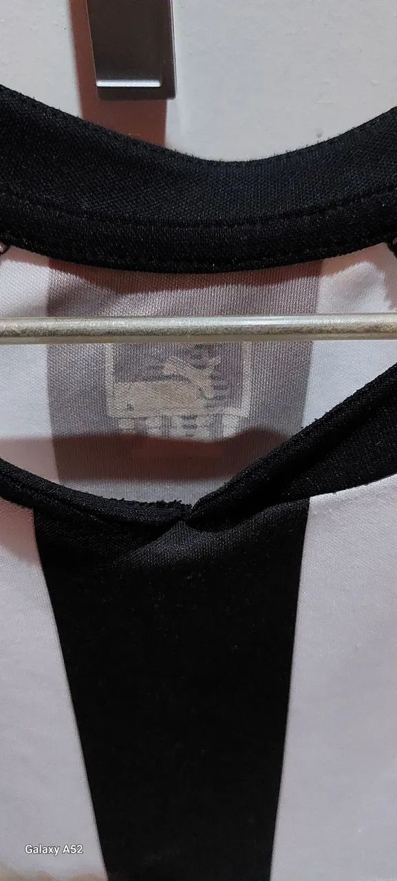 Camisa de Futebol PUMA GALO - Ronaldinho 10 - Tamanho G ou GG - Foto 3