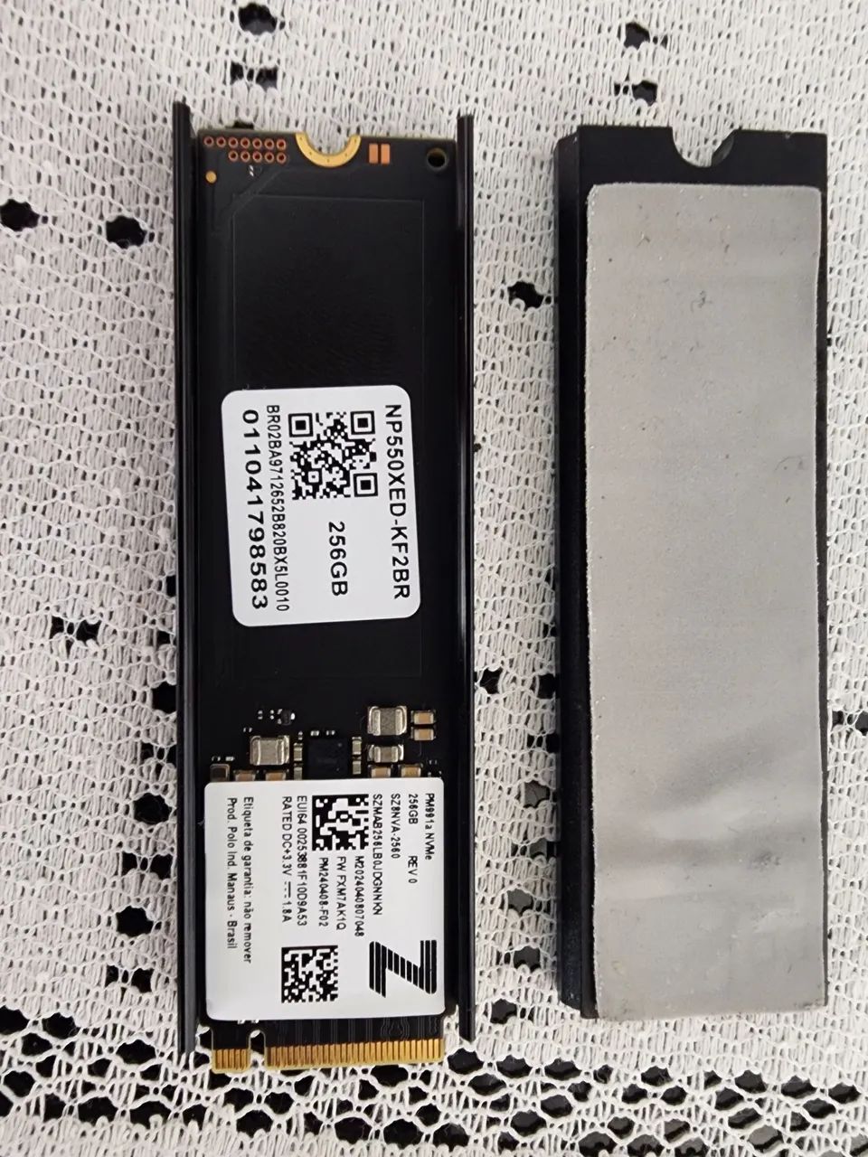 SSD NVMe Samsung 256GB - Foto 3