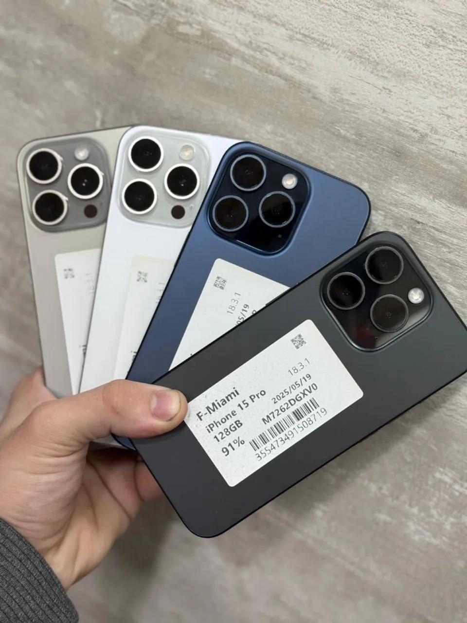 iPhone 15 pro Azul