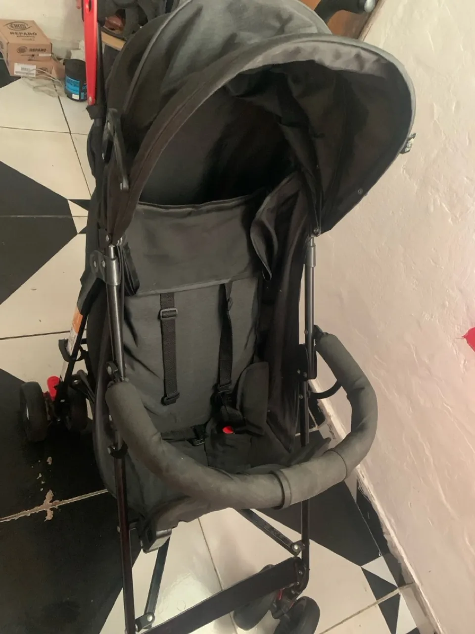 Carrinho de Bebê Preto