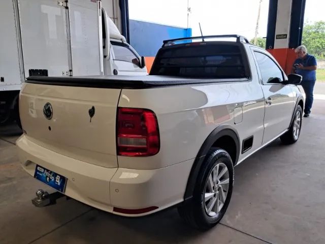 VW Saveiro 1.6 FLEX CS TL - (2019) - Foto 5