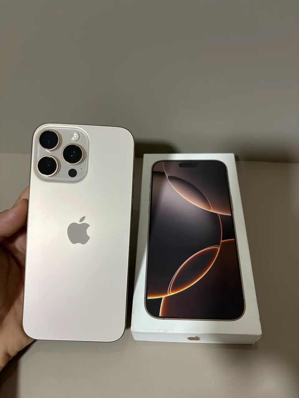 iPhone 16 Pro Max 256GB impecável - Celulares e Smartphones