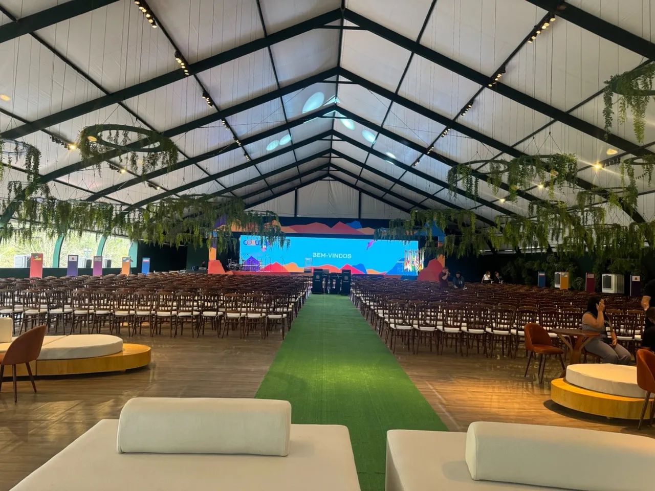 Ajudante de Montagem - Empresa de Eventos - Foto 3