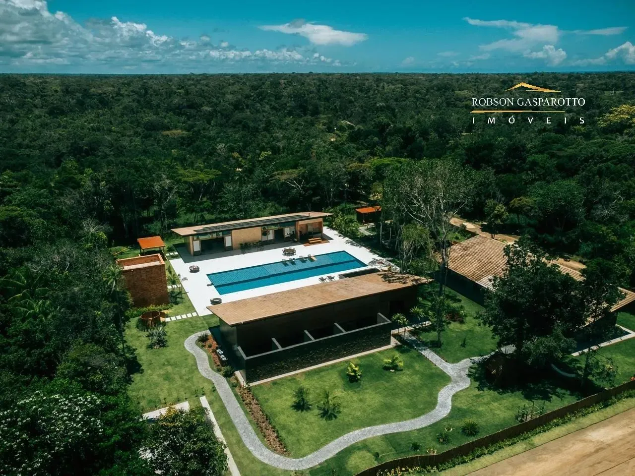 CASA TEMPORADA em PORTO SEGURO - BA, CONDOMÍNIO OUTEIRO DAS BRISAS