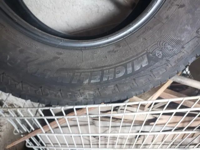 Pneu usado 265/70/16 Michelin