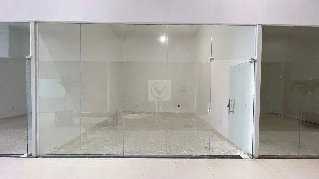 Loja para locação na Av Tancredo Neves - Foto 3