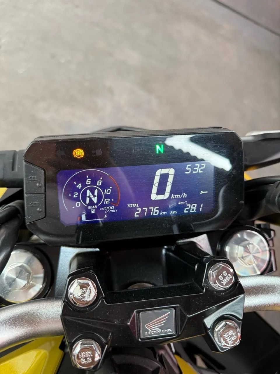 Honda Cb300f 2023 2.000km 1 mil entrada Aércio veículos  - Foto 4